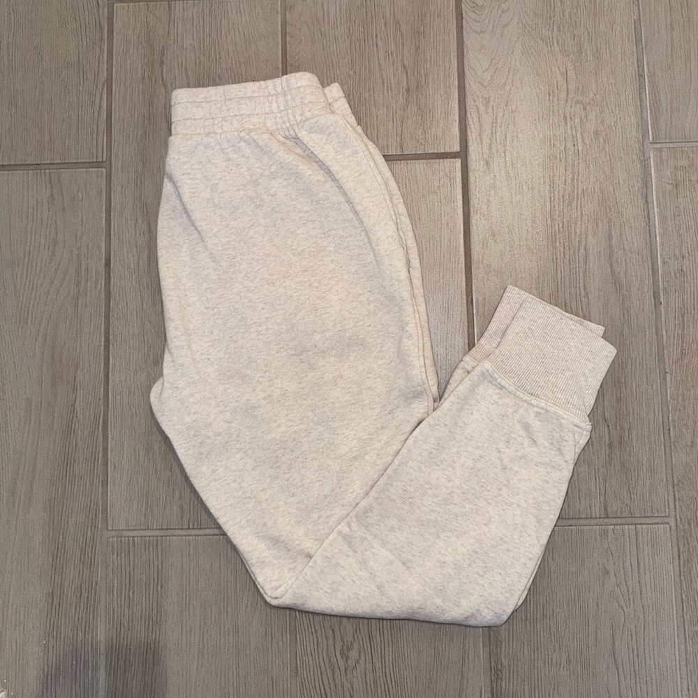 Under armour sweatpants